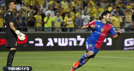 صلاح افضل لاعب في سويسرا 2013.. والجماهير تتوجه بالأكثر شعبية 